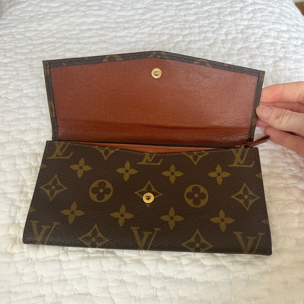 Louis Vuitton Monogram Brown Wallet - Picture 3 of 8